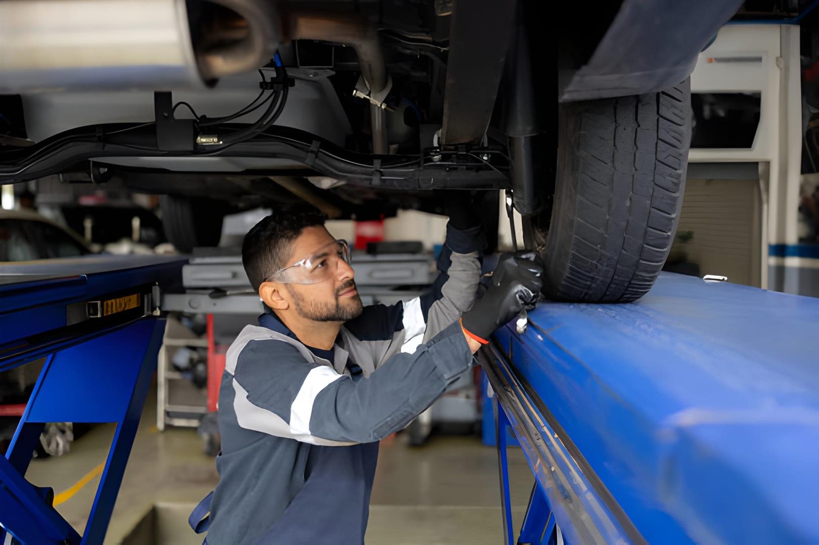 Fall into Safety: Essential Car Maintenance Tips for Autumn in Ocala